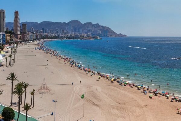 Important Advice Issued to Anyone Visiting the Beach in Benidorm